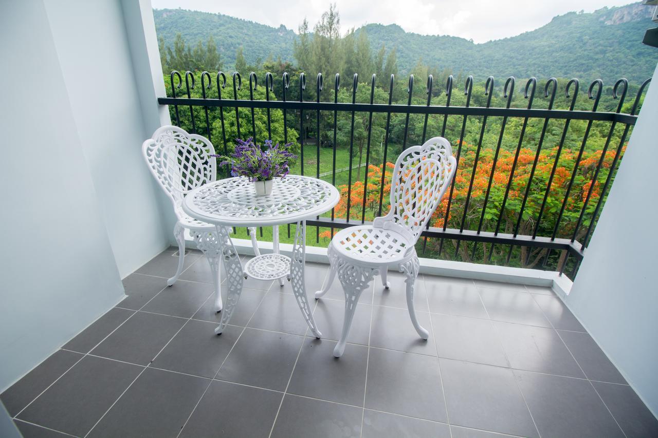 Courtyard Khaoyai By Jp Apartment Mu Si Exterior photo